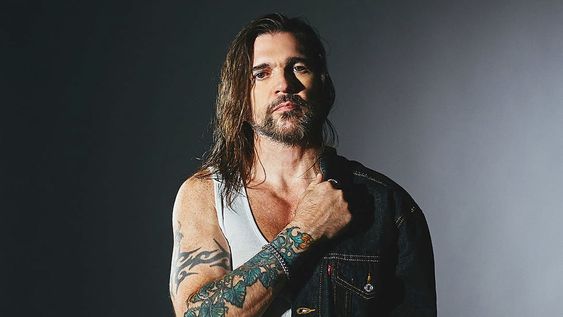 Fotografía promocional cedida sin fechar por Andrea Ramirez PR, del cantautor colombiano Juanes. EFE