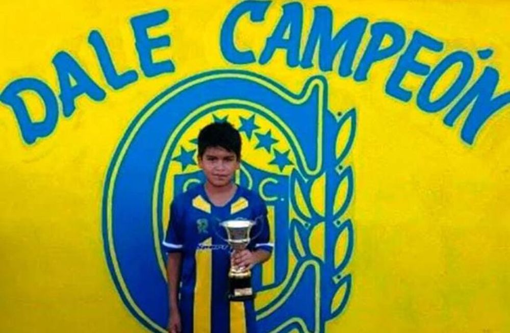 Lucas Vega Caballero, de 13 años, quien se desempeñaba en las inferiores de Rosario Central, fue asesinado producto de una balacera . / Gentileza.