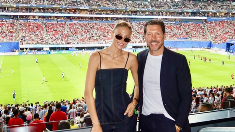 Diego Simeone y Carla Pereyra renovaron su mansión de 1.900 m² en Madrid, priorizando luz natural y espacios abiertos.
