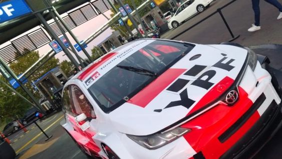 Toyota dio a conocer sus autos en el automovilismo argentino