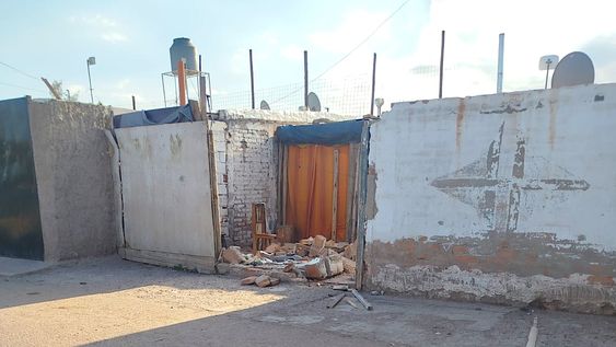 Una nena murió aplastada por una pared tras un choque de una moto en barrio Lihué de Guaymallén