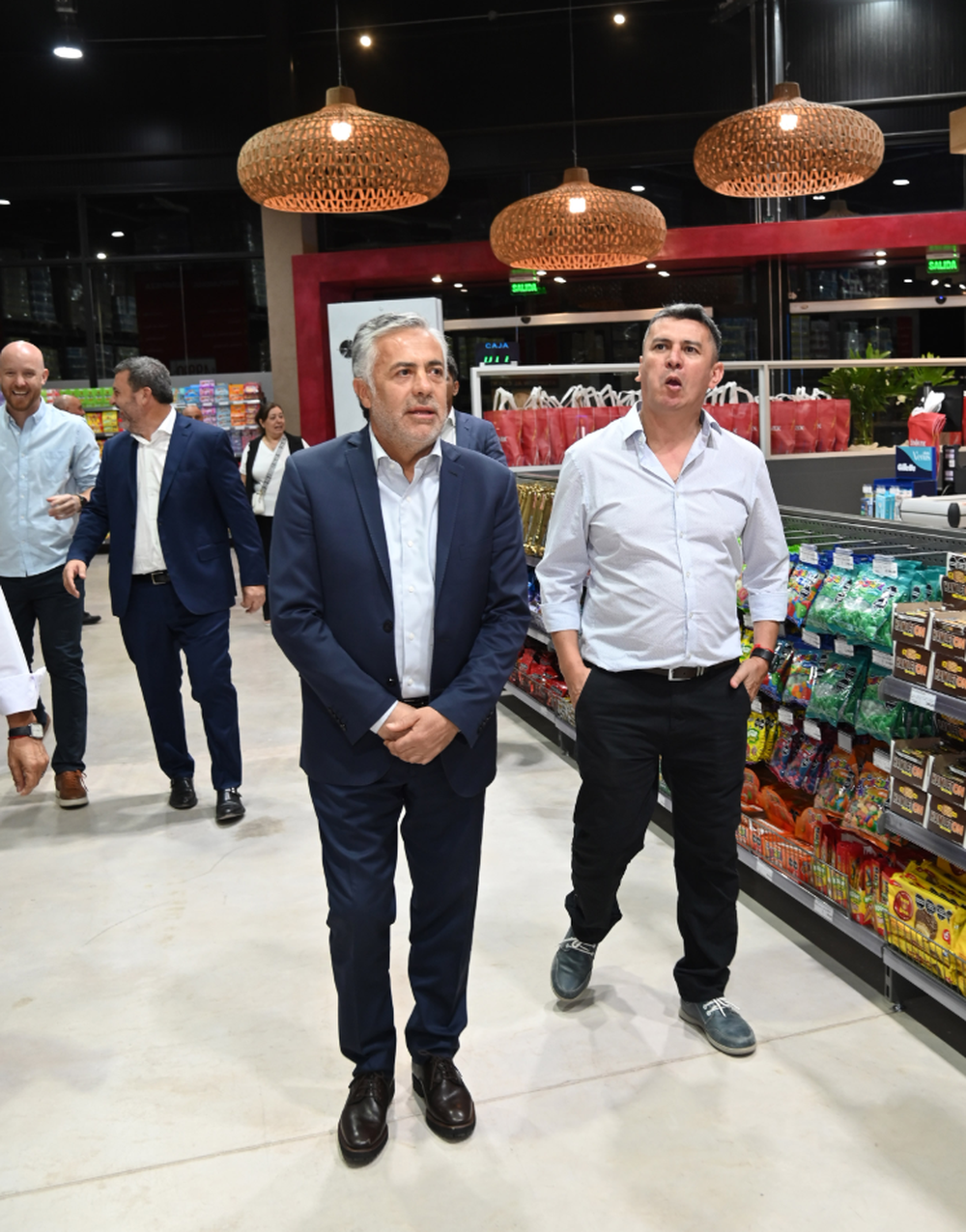 Alfredo Cornejo en la inauguración del desarrollo comercial Circuito Strip Center Alma Gardenia, en Luján de Cuyo. Foto: Prensa Gob. de Mendoza