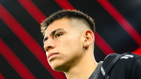 El jugador podría volver a Núñez&nbsp; debido a que en el Bayer Leverkusen, el nuevo entrenador no lo tiene entre sus prioridades. Podría salir a préstamo. El deseo del jugador es volver al Millo.&nbsp;