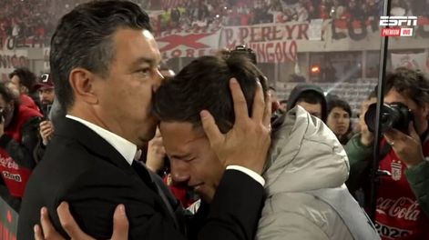 Marcelo Gallardo se despide de los hinchas de River a pura emoción.