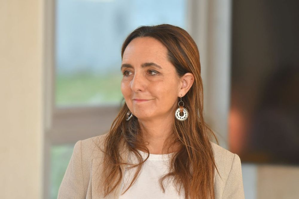 Andrea Nallim, directora de Emprendedores y Cooperativas, encabezó la estrategia de fortalecimiento y ordenamiento del sector cooperativo mendocino.