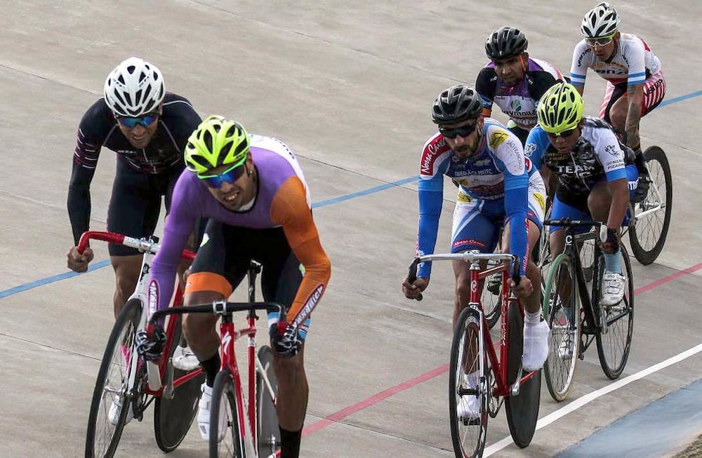 Ciclismo: esta tarde se corre la última del Mendocino de Pista