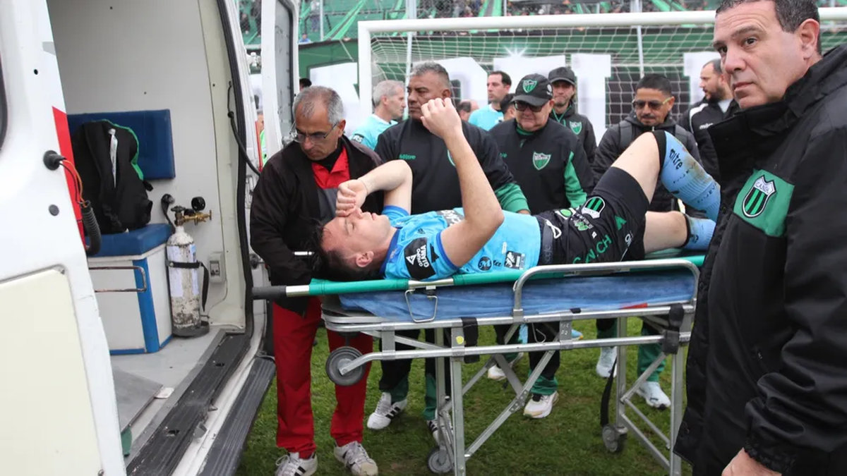 Se suspendió San Martín de San Juan - Nueva Chicago por agresión con pirotecnia al arquero visitante