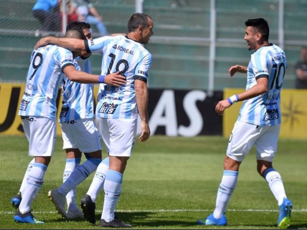 Atlético Tucumán ganó y es el puntero de la Superliga