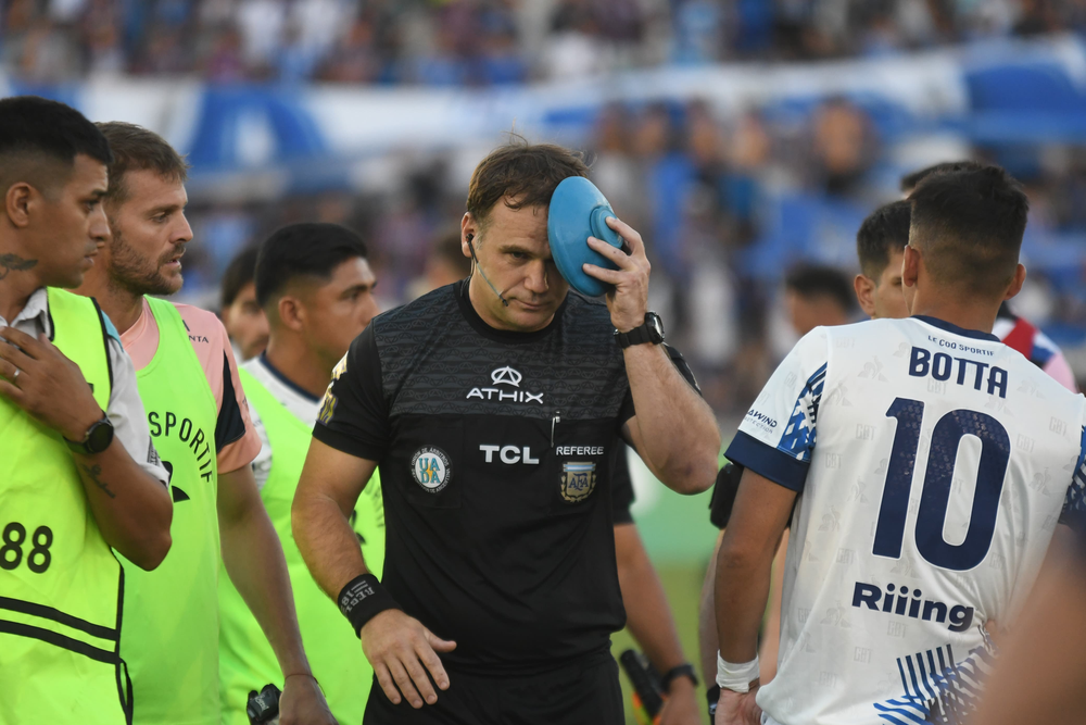 Diego Martín fue agredido en el partido de Godoy Cruz