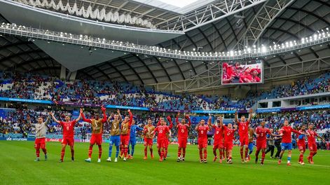 Tras la celebración de la victoria inicial ante que lo puso en la punta del Grupo G, Suiza chocará con Brasil. /Ricardo Mazalan