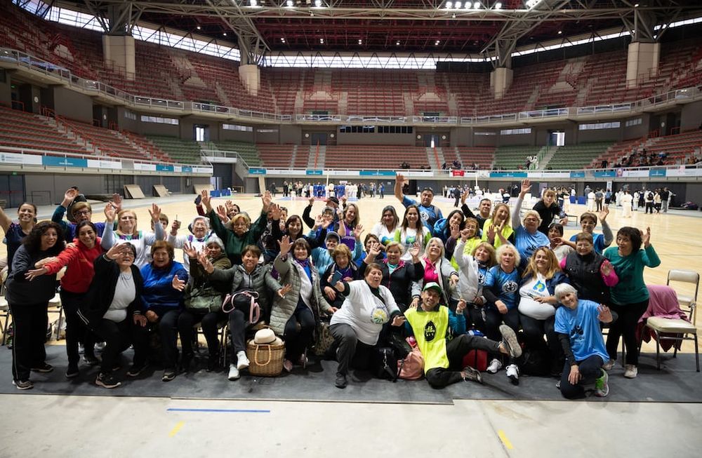 Personas mayores de la Ciudad participaron en los Juegos Sanmartinianos