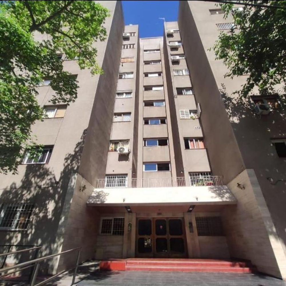 Los vecinos denuncias inseguridad en las torres de Pellegrini y Mitre de Ciudad. Gentileza. Los vecinos denuncias inseguridad en las torres de Pellegrini y Mitre de Ciudad. Gentileza.