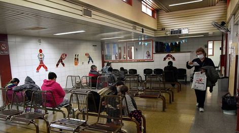 Los Andes | El nene de 3 años y su hermanita bebé fueron dados de alta médica y se mantienen al resguardo de los ETI. - Foto: Orlando Pelichotti / Los AndesFoto: Orlando Pelichotti