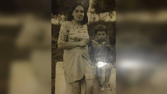 Una mujer busca a un hijo que dejó hace 50 años para escapar