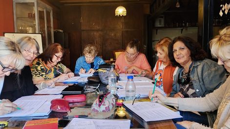 Los talleres para la memoria se presentan, además, como espacios de encuentro y contención.