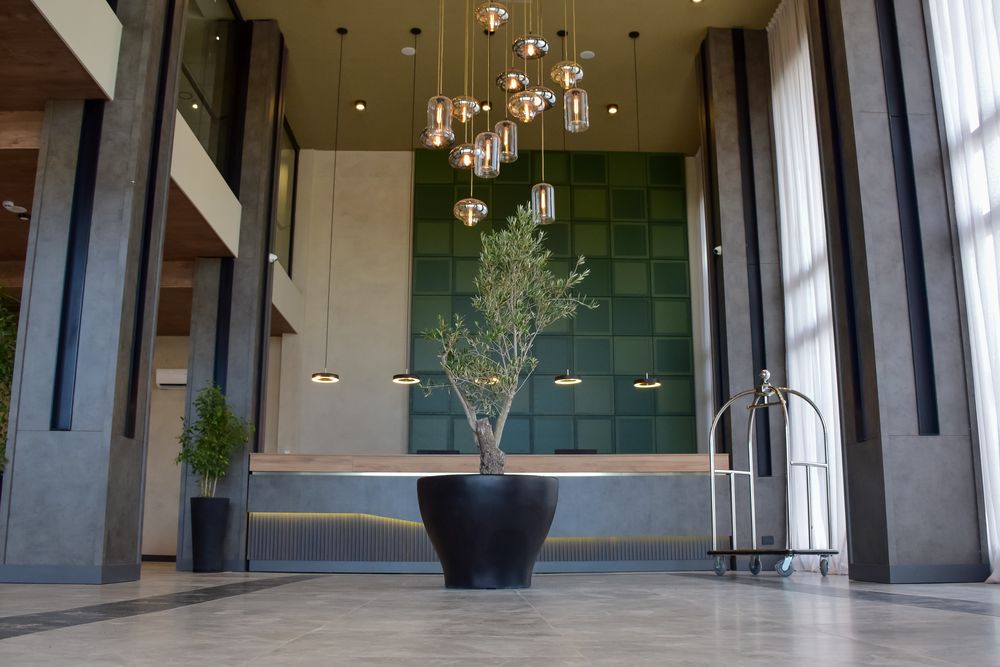 El hall del nuevo hotel en Totem Boulevard en San Martín