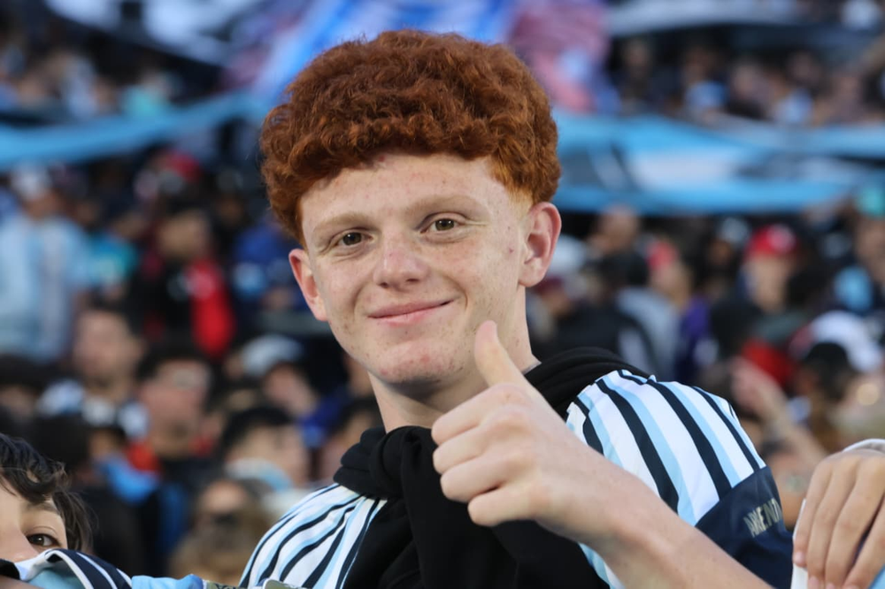 Los Andes en la despedida de Lionel Messi: todo el color de los hinchas de la Selección Argentina.