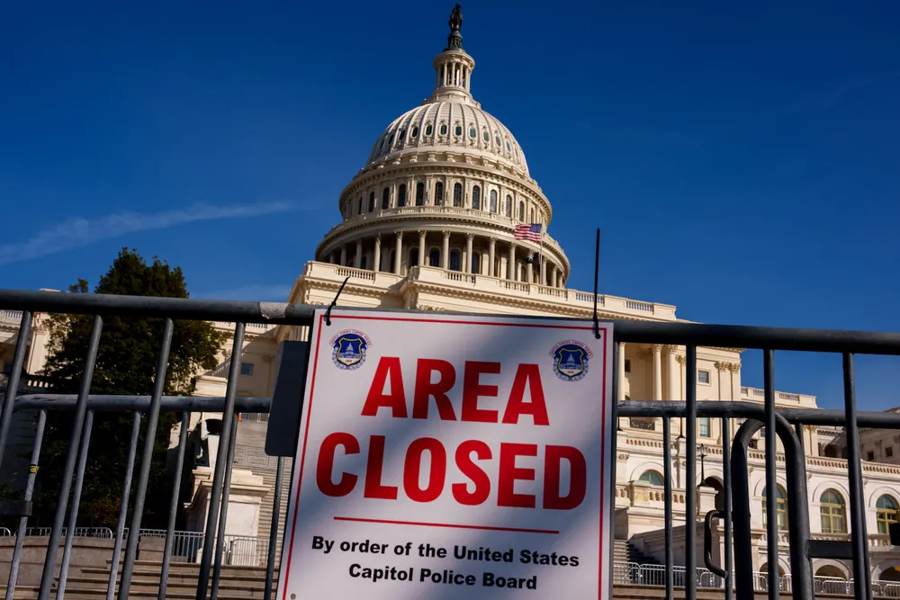 &nbsp;Un shutdown paraliza servicios gubernamentales no esenciales en Estados Unidos