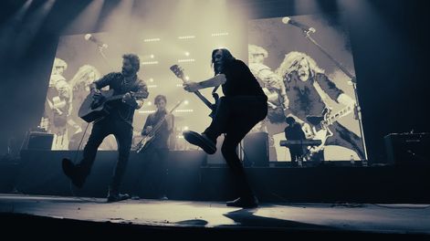 Los Caballeros de La Quema en Mendoza se presentaron en el Arena Maipú festejando los 25 años del disco La Paciencia de la Araña / Ph: Juane Grilli
