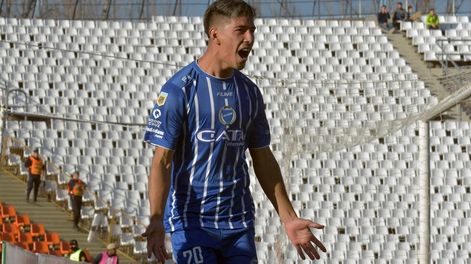 Los Andes | Salomón Rodríguez lleva 21 encuentros con el Tomba (16 como titular) y convirtió hasta ahora 8 goles. Foto: Orlando Pelichotti