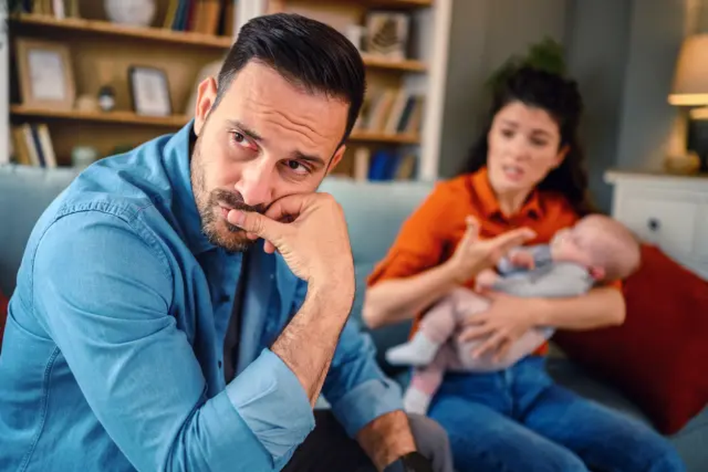 Discusión, padres, bebé, pareja, pelea