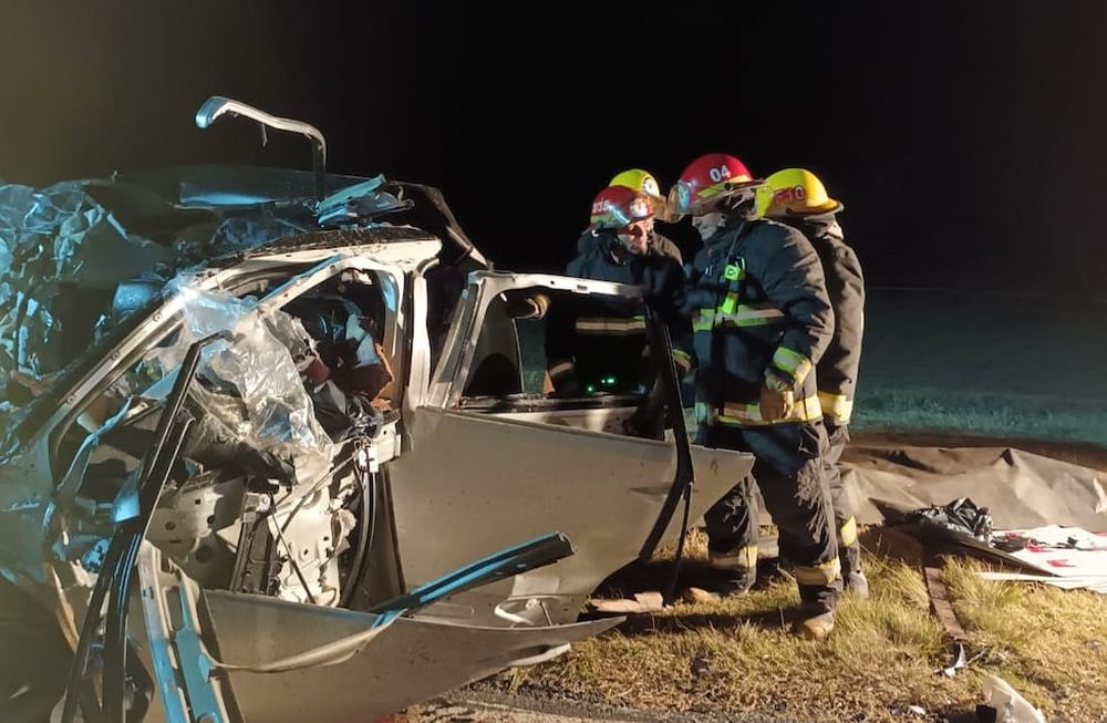 Una familia chilena murió tras chocar contra un camión en la ruta ...