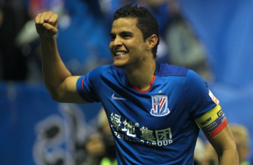 Refuerzo de lujo para Almirón: Gio Moreno jugará en Atlético Nacional