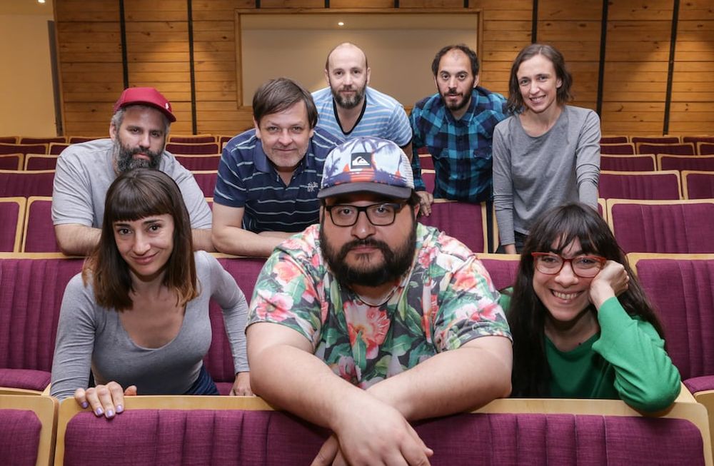 El elenco completo.