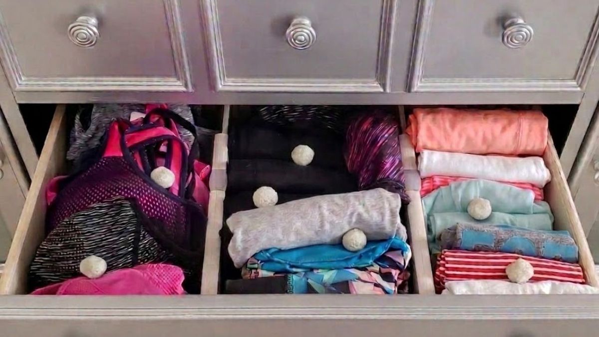 La naftalina en los cajones de la ropa pasó de moda: cuáles son las 6 alternativas naturales para reemplazarla