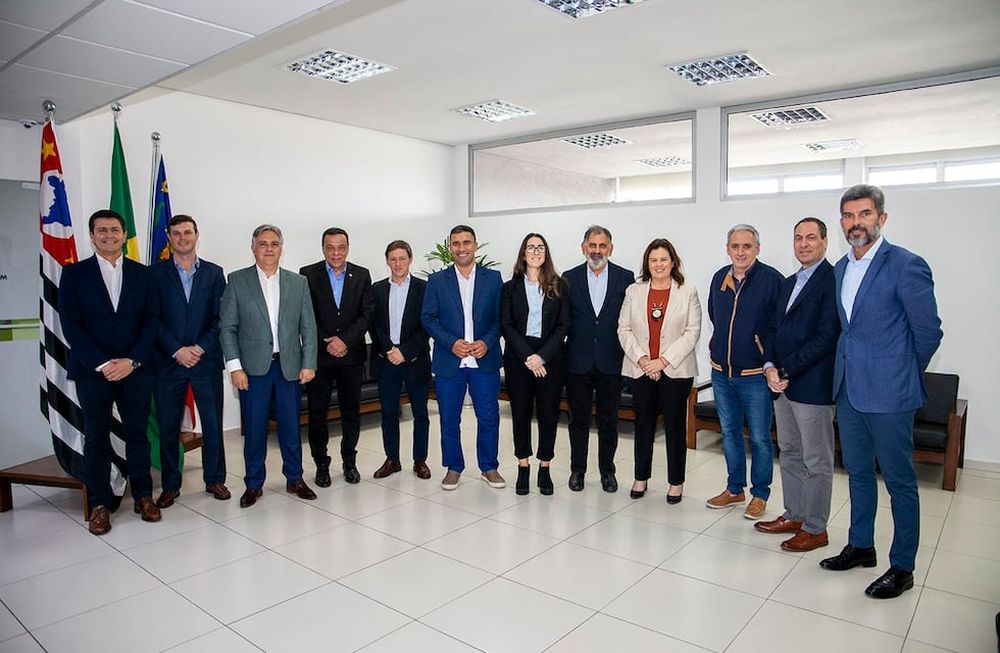 Ulpiano Suarez visitó Brasil en el marco del programa “Camino al 2050 en los Gobiernos Locales”