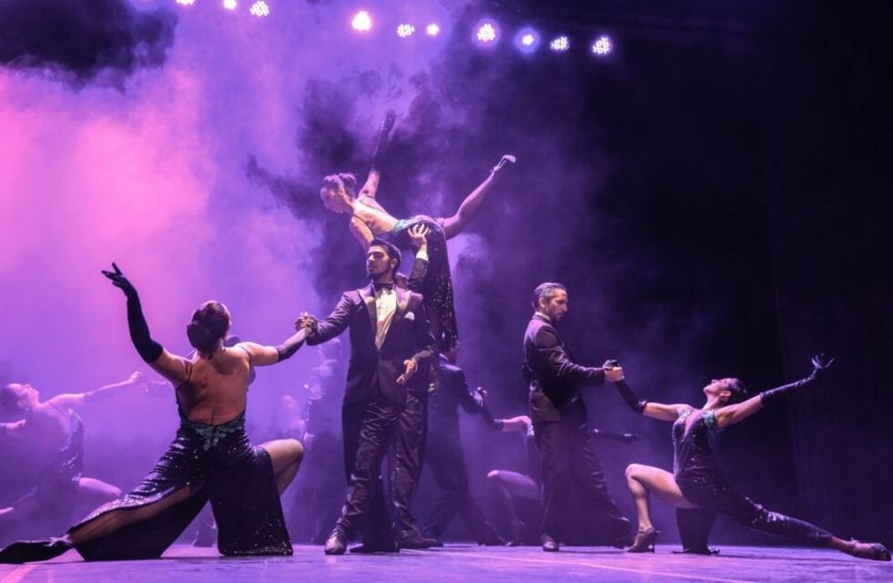 El Ballet Folklórico Nacional Argentino celebra sus 30 años de existencia con este espectáculo.