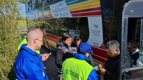Habrá más controles a colectivos y transporte de cargas que ingresen a Mendoza