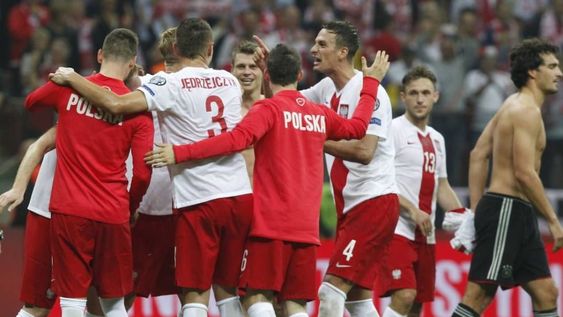 Polonia hizo historia al vencer al campeón del mundo