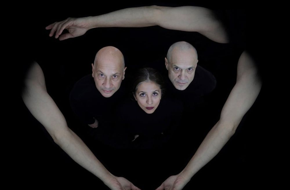 Con Alejandro Conte, Hugo Marsala y Marcela Barbarán sobre el escenario, y Noemí Salmerón en la dirección, el Grupo Zona vuelve al ruedo.