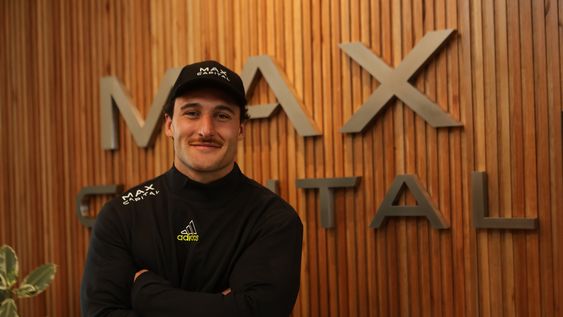 Rodrigo Isgró estuvo en Mendoza dictando una clínica para los más chicos en club Marista.&nbsp;