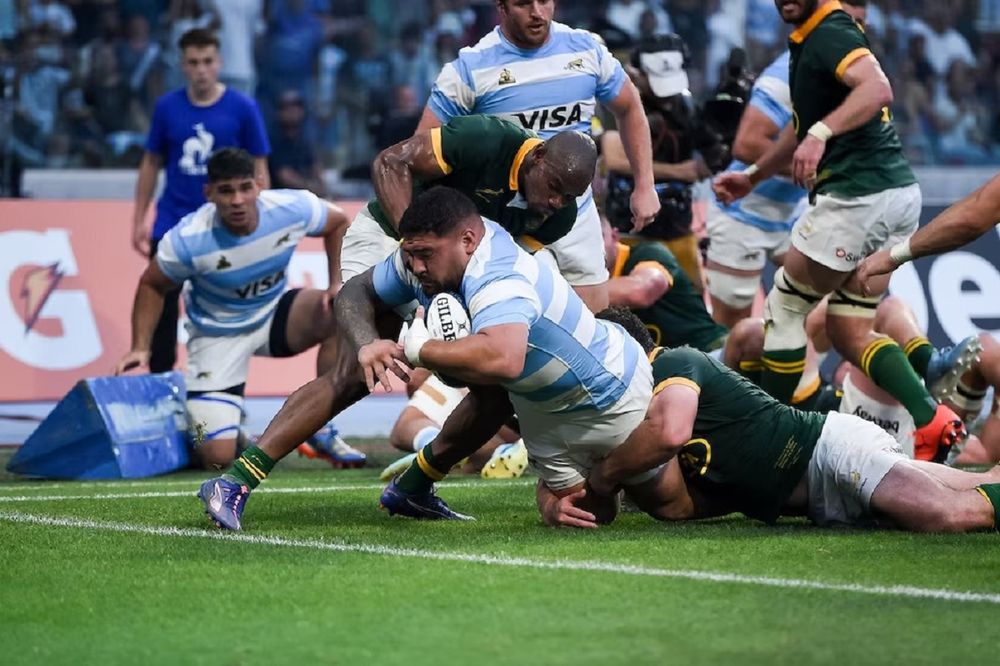 Rugby. Un tiempo para cada uno sería la conclusión de un entretenido partido amistoso jugado en el estadio de Vélez Sarsfield. La selección Argentina cayó ante su similar de Sudáfrica