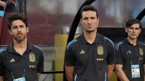 Roberto Ayala reveló detalles del método de selección de jugadores en la Selección Argentina.