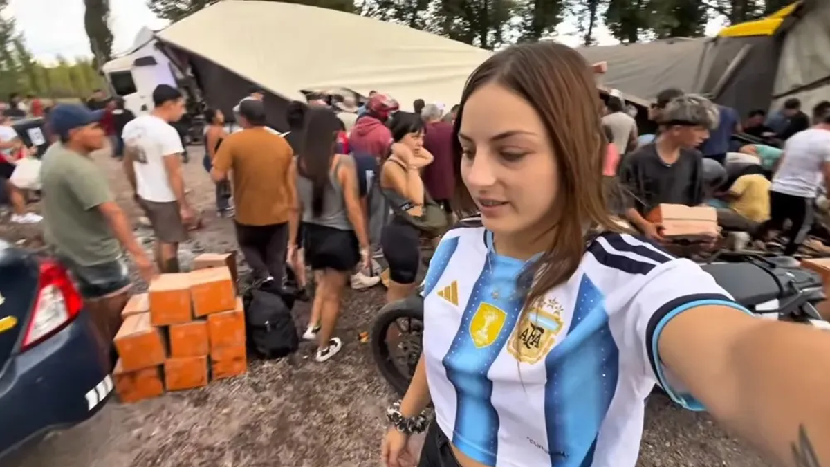 ¿Es legal llevarse mercadería tras el vuelco de un camión? Qué dice la ley argentina