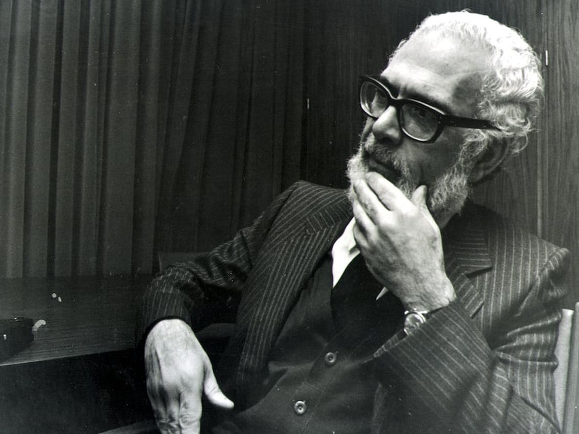 Antonio Di Benedetto, verdadero prócer de las letras nacionales fue detenido apenas aconteció el golpe de estado de 1976.