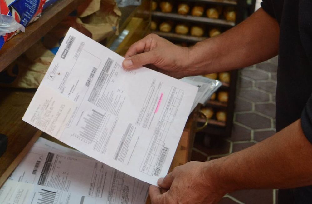 Tarifa social: cómo hacer para pagar menos de gas y luz, y a quiénes les corresponde