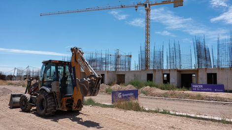 Guaymallén retomará la construcción de más de 800 viviendas que quedaron paralizadas tras la disolución del programa PROCREAR.