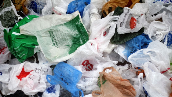 como reciclar las bolsas de plastico y poder ahorrar en el hogar