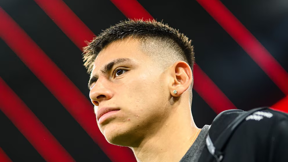 El jugador podría volver a Núñez&nbsp; debido a que en el Bayer Leverkusen, el nuevo entrenador no lo tiene entre sus prioridades. Podría salir a préstamo. El deseo del jugador es volver al Millo.&nbsp;