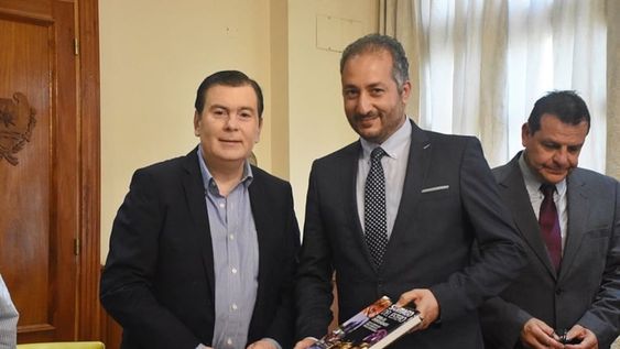 Ibrahim khalifa (derecha), el inversor egipcio que falleció este lunes en Mendoza, “Era un amigo, un hermano para mí; y tenía muchas ganas de hacer cosas, mucha energía, relató un amigo suyo a Los Andes. Foto: Twitter @GZamoraSDE .