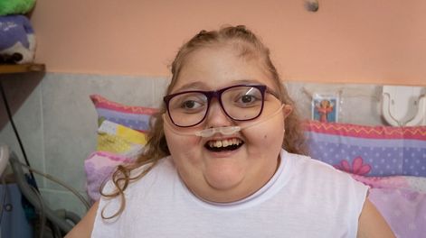 Los Andes | Alma, la nena mendocina con una enfermedad que se da en “una de cada un millón de personas” y no deja de lucharla. Foto: Ignacio Blanco / Los Andes