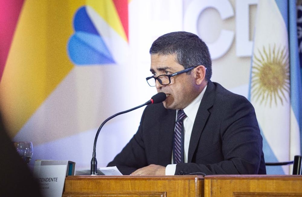 El intendente de General Alvear, Walther Marcolini, le solicitó a Suárez nuevas medidas para frenar el avance del coronavirus en ese departamento.