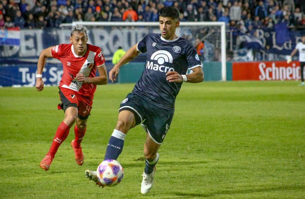Maipú e Independiente Rivadavia, los mendocinos que luchan mano a mano en la zona B. Gimnasia también sueña en la zona A. Tremendo.