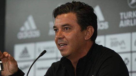 Somos un conjunto de personas que vamos todos para el mismo lado. Nos comportarnos como somos, como un gran equipo de trabajo. Somos un todo, aseguró Marcelo Gallardo. / Gentileza.