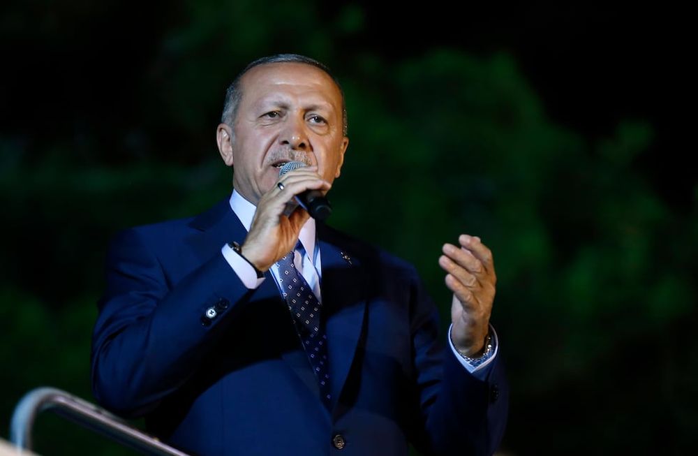 Erdogan reinvidicó su victoria en reñidas elecciones turcas