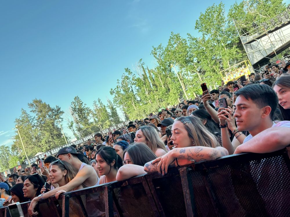 El público mendocino acompañó con entusiasmo cada show, confirmando el éxito de la primera edición del Festival Montaña.